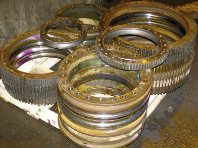 Kaydon bearing remanufacturing program: repairability assessment